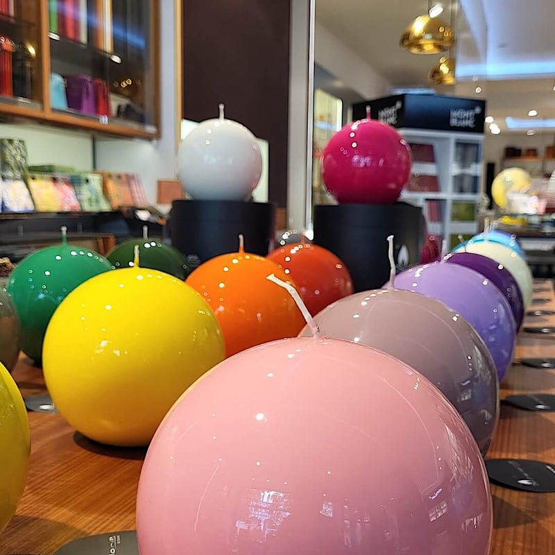 Papeterie Berlin Graziani Objekt-Kerze BOWLING magenta in Hochglanz 15cm