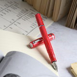 EJRRED_ESTRBROOK_JR_pocket_Pen_palladium_trim_FH_Emotion_03_1500x1500